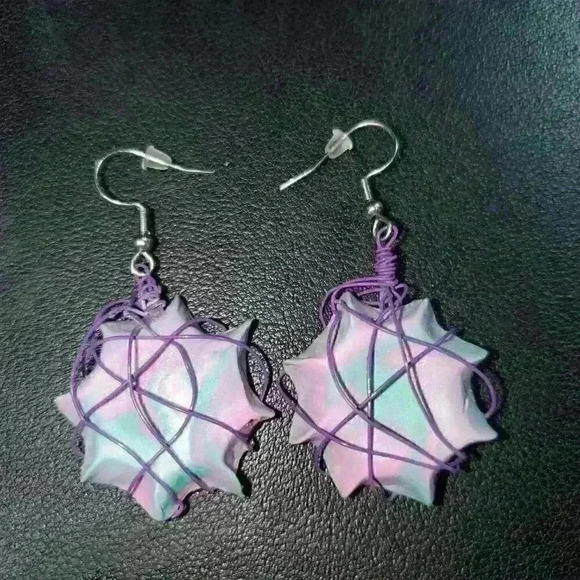 Sailor Moon inspired interstellar galaxy blue & pink marble unique wire earrings - Picture 5 of 13